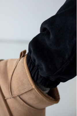 Костюм жіночий